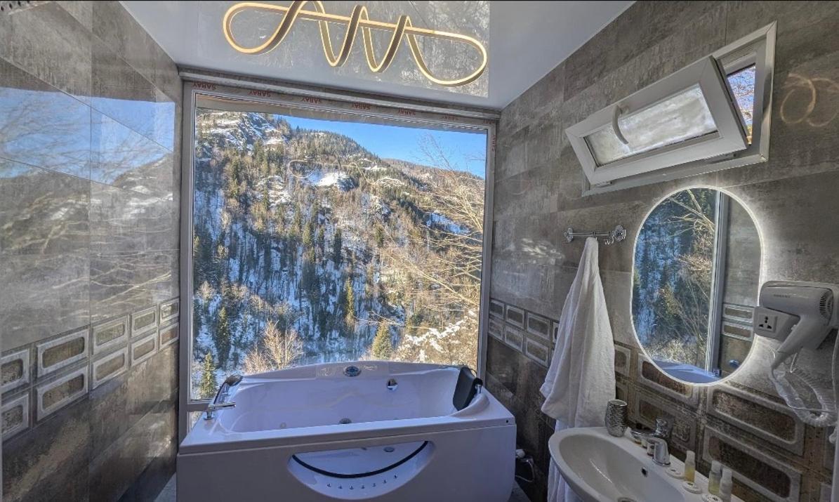 Hotel Sairme Glampings Zewnętrze zdjęcie